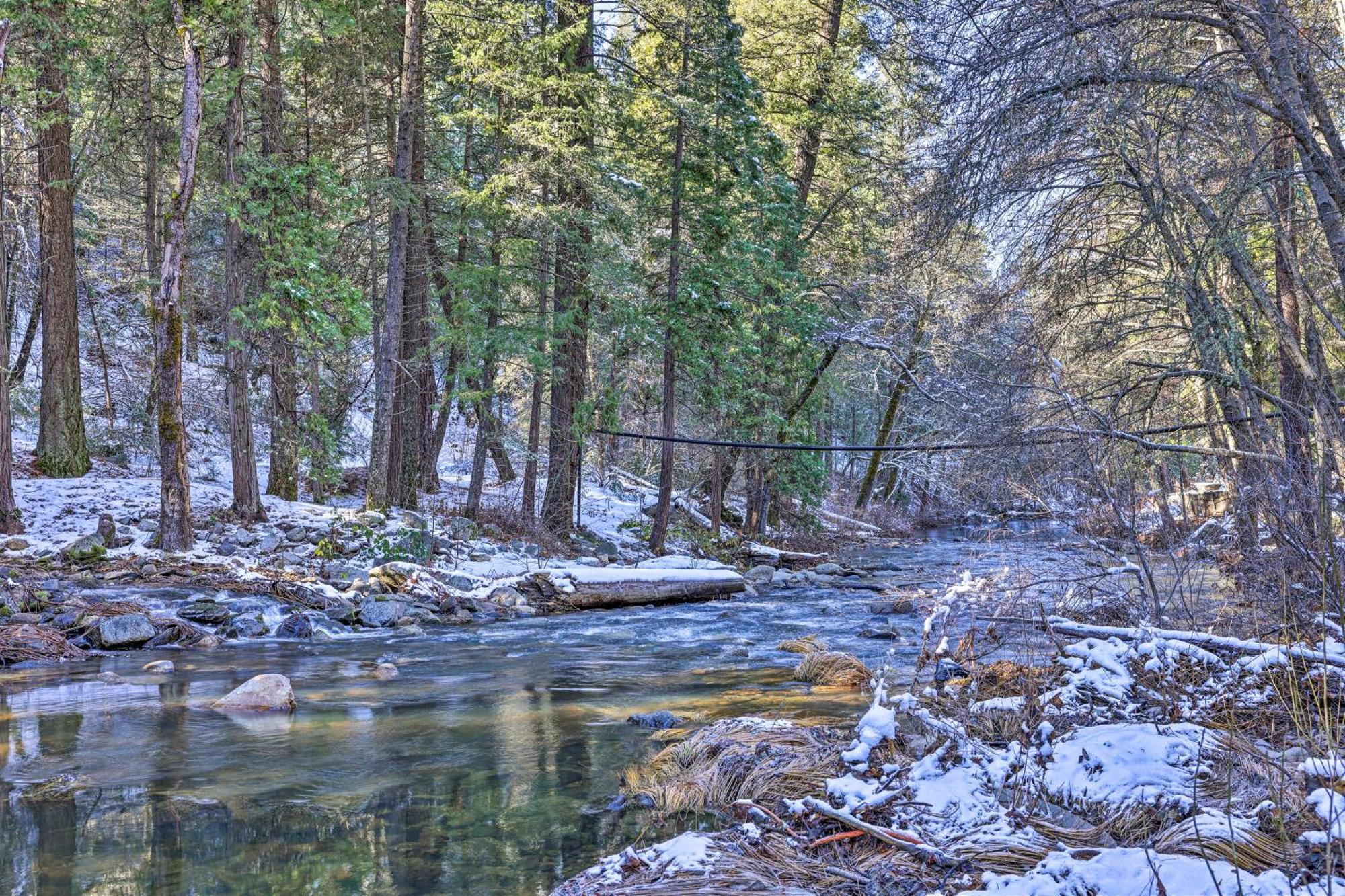 Riverfront Home Near Yosemite National Park! Гроувланд Екстериор снимка